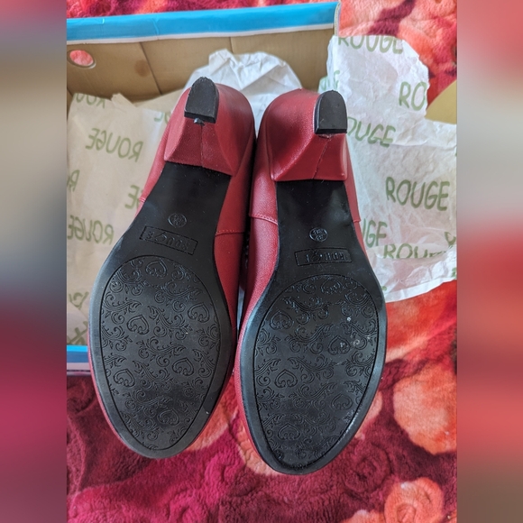 Shoe booties - Picture 7 of 7